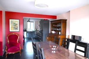 Maisons de vacances Le banc sous les tilleuls : photos des chambres