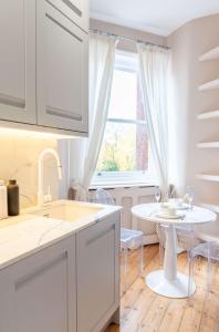 Battersea park & Power station elegant 2-bed