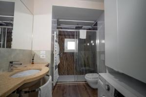 Deluxe Studio