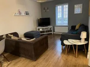 Home Away from Home: Cozy Two Bedroom Apartment - 班伯里