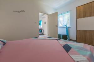 Hundefreundliches Apartment mit BBQ, privatem Balkon und nur 700 Meter zum Strand