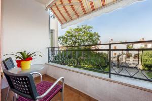 Modernes Apartment nur 10 Gehminuten zum Strand von Rovinj mit Privatparkplatz 