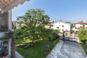 Modernes Apartment nur 10 Gehminuten zum Strand von Rovinj mit Privatparkplatz 