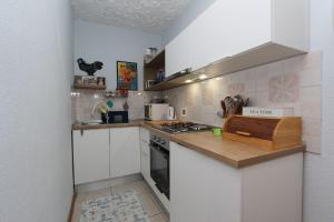 Idyllisches Apartment nur 200 Meter zum Strand mit Taxibootverbindung nach Rovinj