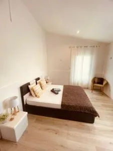 Lily House - Bois-Rouge