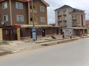 1 bedroom self contained - Suberu Oje