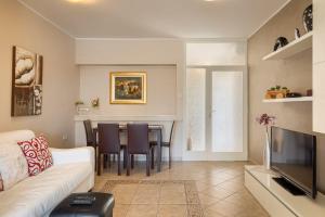 Malerisches Apartment mit mediterranem Garten, Babybett, Waschmaschine, Terrasse - hundefreundlich