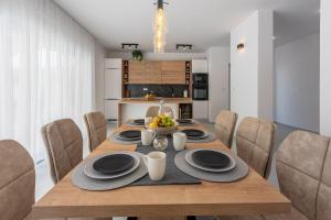 Traumhaftes Ferienhaus mit Privatpool, BBQ, klimatisierten Schlafzimmern, Aussendusche, Waschmaschine