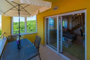 Besonderes Penthouse-Apartment auf zwei Etagen - nur 450 Meter zum Strand