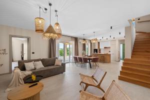 Beeindruckende Villa mit Panoramablick, Privatpool, Tischtennis, Tischfussball, Spielplatz, Babybett