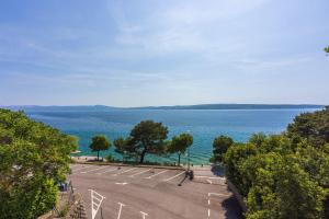 Traumhaftes Apartment direkt am Meer mit privatem Balkon, Meerblick, Waschmaschine, Klima