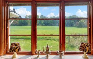 3 Bedroom Nice Home In Röke