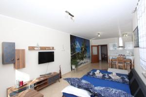 Charmantes Apartment bei Rovinj mit Privatparkplatz, Klima, WiFi, Babybett 