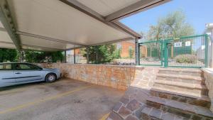 Mediterranes Studio-Apartment mit Liegewiese, Grillbereich und hundefreundlich 