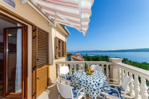 Helles Apartment mit traumhaften Meerblick, Grill und nur 500 Meter zum Strand 