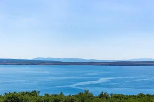 Cozy Apartment mit atemberaubenden Meerblick, BBQ und nur 500 Meter zum Strand 