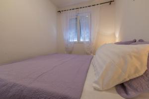 Hundefreundliches Apartment nur 300 Meter bis zur Adria mit Meerblick, Grill, WiFi