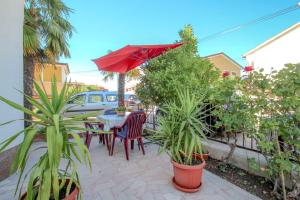 Hundefreundliches Apartment nur 600 Meter zum Strand mit Grillbereich, privater Terrasse, Waschmasch 