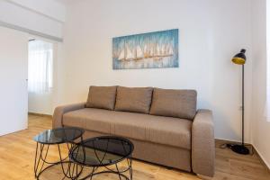 Modernes Apartment nur 600 Meter zum Strand mit privater Terrasse, Grill, Waschmaschine