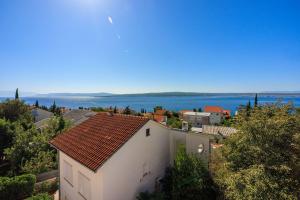 Komfortables Apartment nur 500 Meter zum Strand mit Meerblick, Waschmaschine, Parkplatz