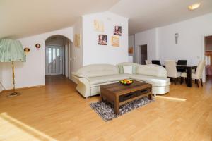 Hundefreundliches Apartment mit Grillbereich, Privatparkplatz, WiFi in ruhiger Lage