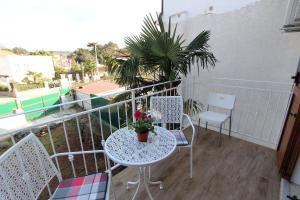 Bezauberndes Apartment nur 190 Meter zum Strand mit 2 Klimaanlagen 