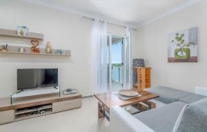 Sonniges Ferienhaus mit Meerblick, Privatpool, Grill - hundefreundlich 