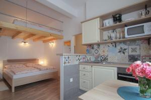 Bezauberndes Studio-Apartment nur 200 Meter zum Strand mit eigener Galerie