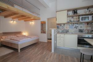 Bezauberndes Studio-Apartment nur 200 Meter zum Strand mit eigener Galerie 