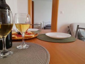 Bezauberndes Apartment in Rovinj nur 500 Meter zum Strand mit privatem Balkon 