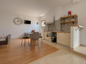 Faszinierendes Studio-Apartment nur 200 Meter zum Strand mit Privatparkplatz - hundefreundlich 