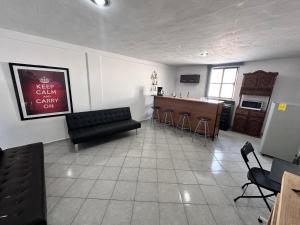 Suite#31 Cerca de Auto. Mex-Qro.
