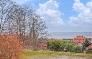 1 Bedroom Awesome Home In Båstad