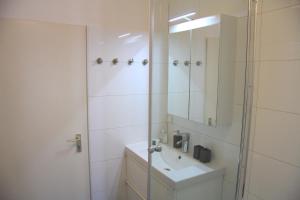 Nollendorf Apartments