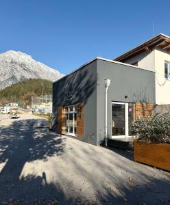 Studio Apartment Mils