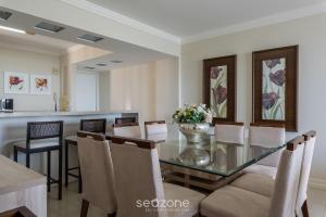 Apto aconchegante 3Q com varanda vista mar CET1702