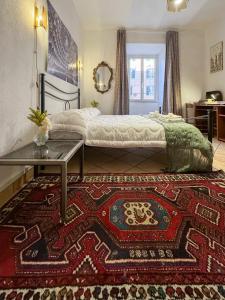 Vatican Art Apartment