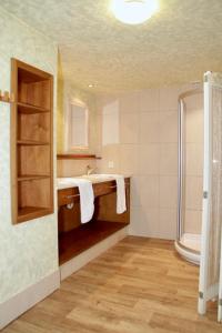 Maisons de vacances Gite Basilic Havre de Paix pour 7 Personnes au Coeur de la Nature et pres de la Meuse : photos des chambres