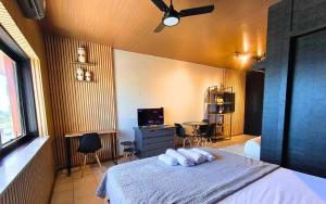 Lindo APT Vista Mar Completo com Piscina no Rooftop do EDF, Próximo ao Porto da Barra