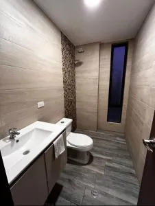 Departamento Ponceano Alto, atrás del supermaxi de la real audiencia - San Juan