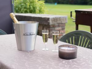 Maisons de vacances Gite Champagne Havre de Paix pour 4 Personnes au Coeur de la Foret : Maison 2 Chambres