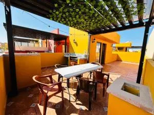 Alegre casa p7 con asador a 15 minutos del centro - Alcocer