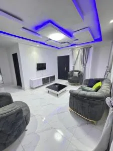 Sunny Service Apartment - Baruwa