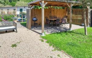 Pet Friendly Home In Blessy