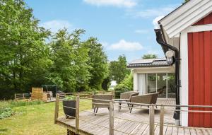 4 Bedroom Beautiful Home In Ronneby