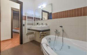 Gorgeous Apartment In Palermo With Wifi