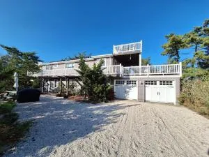 Nice Home In Barnegat Light With 5 Bedrooms And Wifi - Waretown