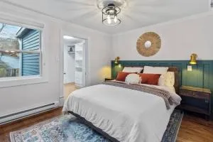 The Fancy House 3 Bed - Witless Bay