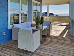 Salty Sunrise - Bayside