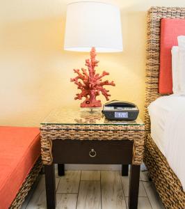 King Room with Ocean View room in Royal Inn Beach Hutchinson Island